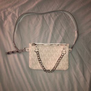 Michael Kors MK logo Fanny Pack with chain, Grey